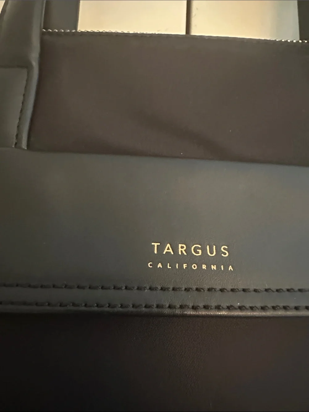 TARGUS NEWPORT CONVERTIBLE LAPTOP BACKPACK